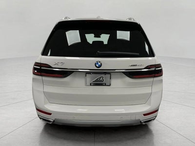 2026 BMW X7 xDrive40i Sports Activity Vehicle