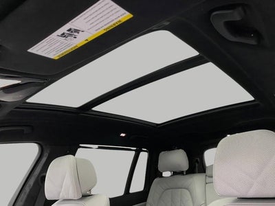 2026 BMW X7 xDrive40i Sports Activity Vehicle