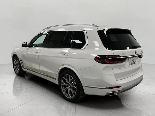 2026 BMW X7 xDrive40i Sports Activity Vehicle