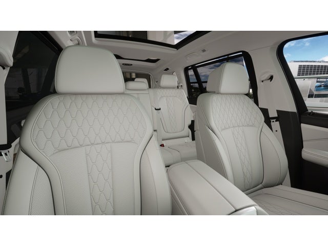 2027 BMW X7 xDrive40i Sports Activity Vehicle