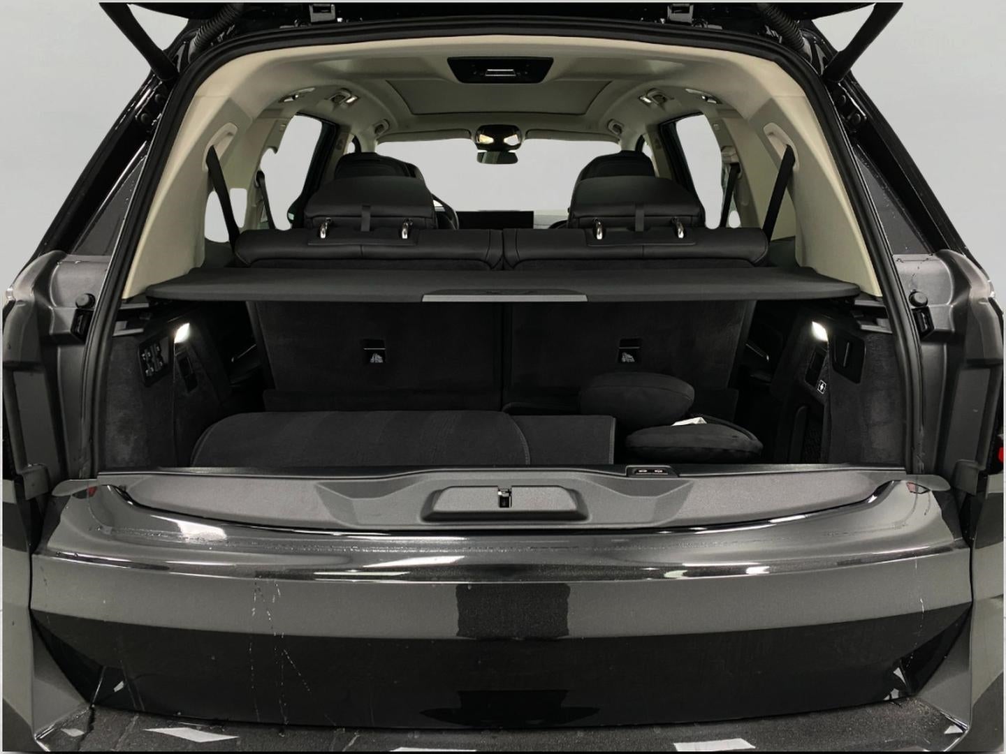 2026 BMW X7 xDrive40i Sports Activity Vehicle