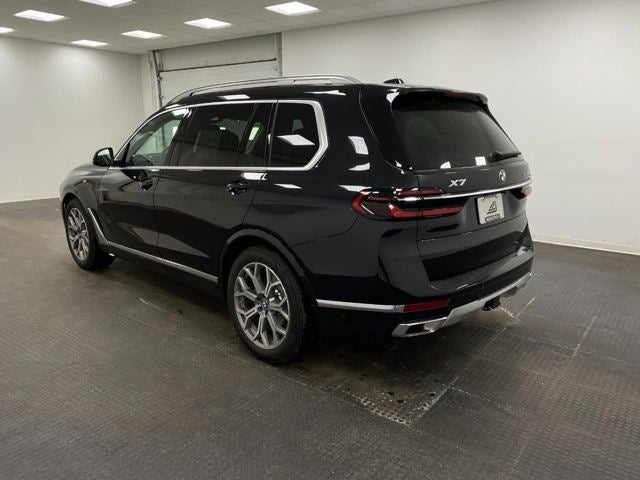 2026 BMW X7 xDrive40i Sports Activity Vehicle