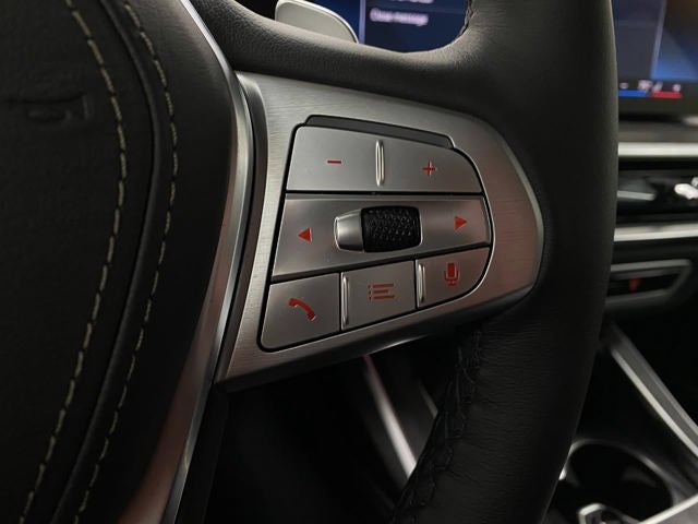 2026 BMW X7 xDrive40i Sports Activity Vehicle