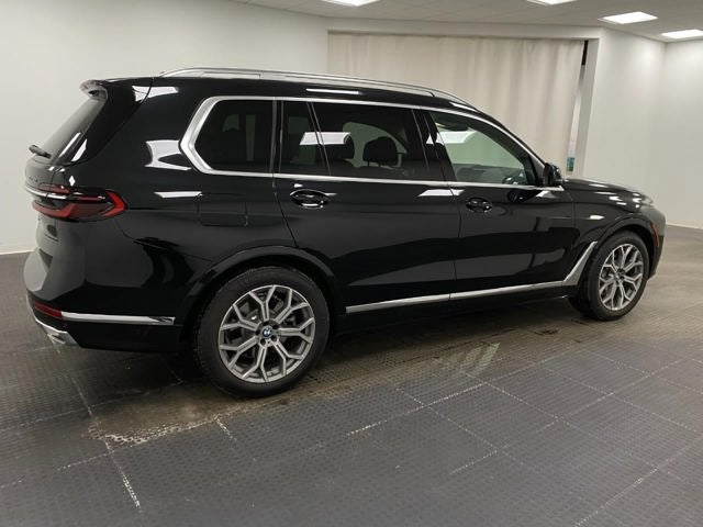 2026 BMW X7 xDrive40i Sports Activity Vehicle