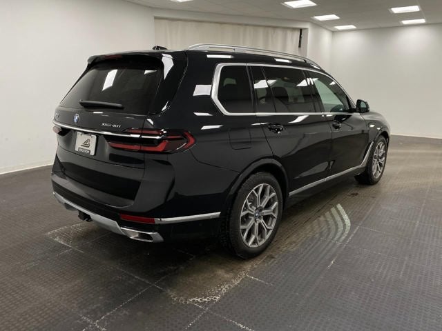 2026 BMW X7 xDrive40i Sports Activity Vehicle