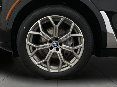 2023 BMW X7 xDrive40i Sports Activity Vehicle