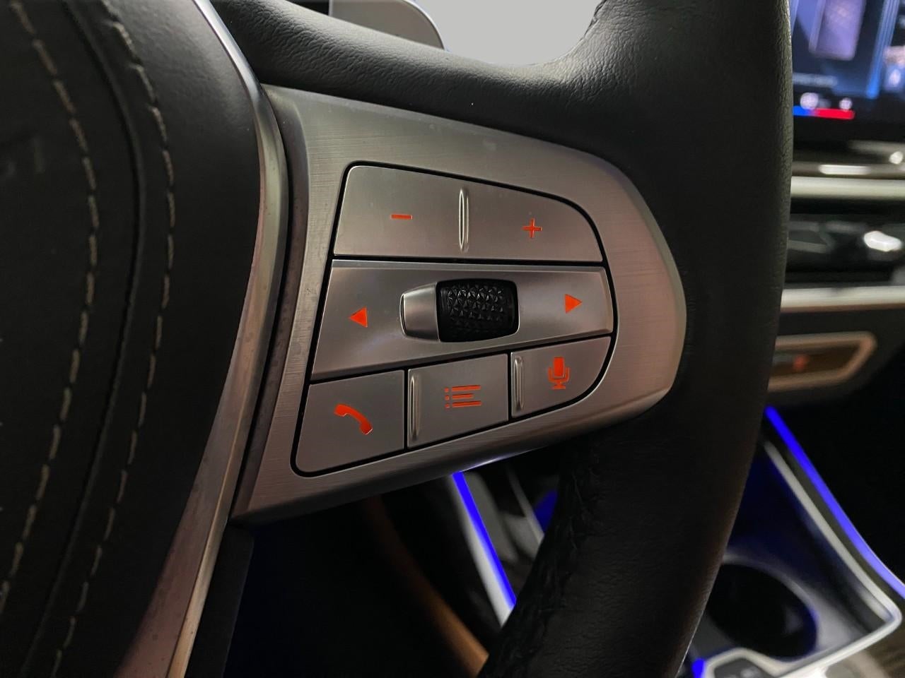 2023 BMW X7 xDrive40i Sports Activity Vehicle