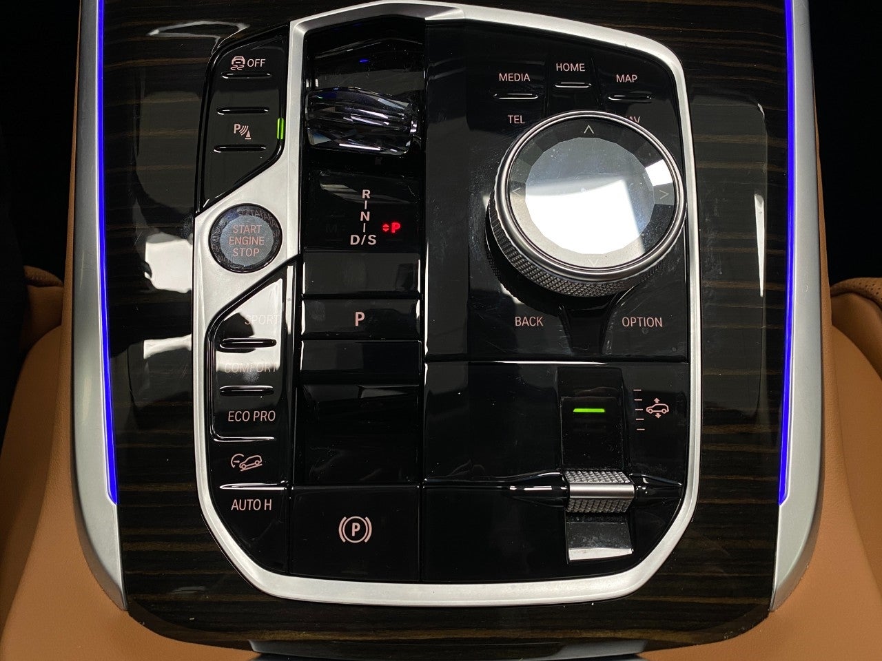 2023 BMW X7 xDrive40i Sports Activity Vehicle