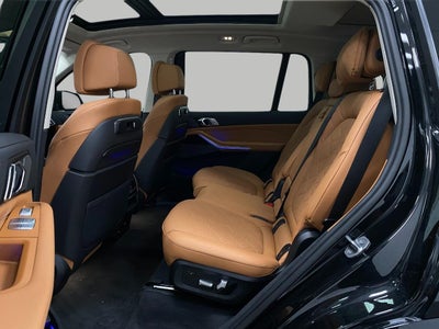 2023 BMW X7 xDrive40i Sports Activity Vehicle