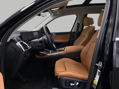 2023 BMW X7 xDrive40i Sports Activity Vehicle