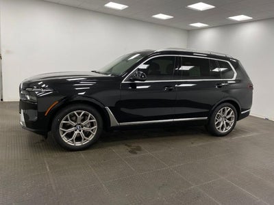 2023 BMW X7 xDrive40i Sports Activity Vehicle