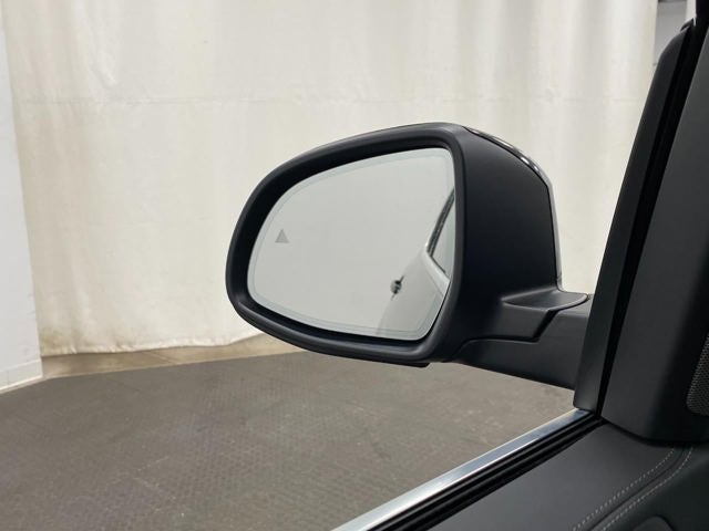 2023 BMW X7 xDrive40i Sports Activity Vehicle