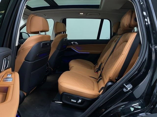 2023 BMW X7 xDrive40i Sports Activity Vehicle