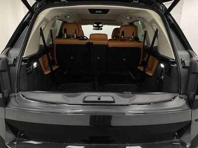 2023 BMW X7 xDrive40i Sports Activity Vehicle