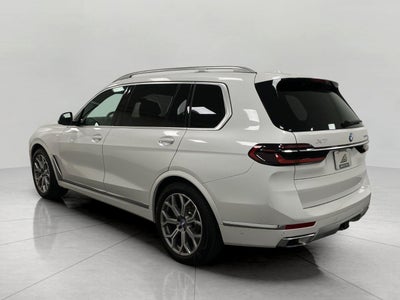 2026 BMW X7 xDrive40i Sports Activity Vehicle