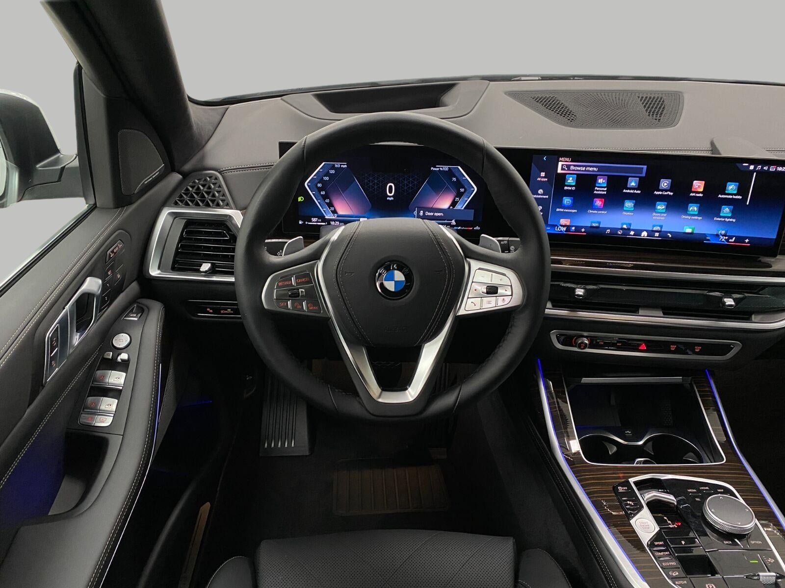 2026 BMW X7 xDrive40i Sports Activity Vehicle