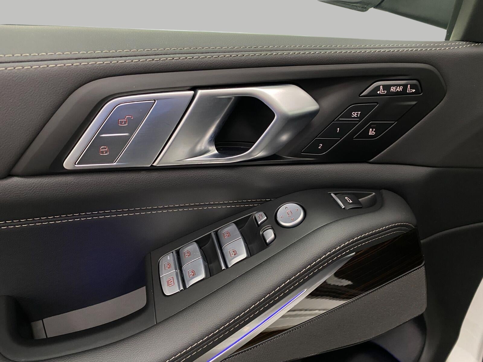 2026 BMW X7 xDrive40i Sports Activity Vehicle
