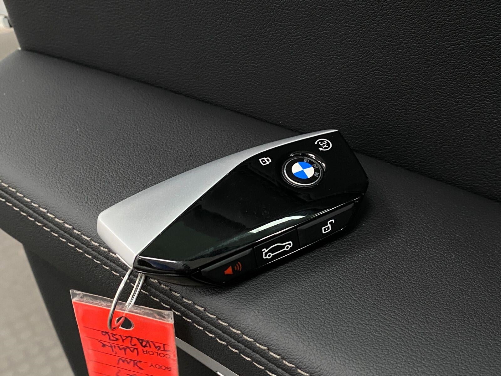 2026 BMW X7 xDrive40i Sports Activity Vehicle