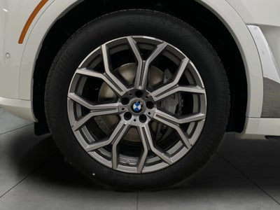 2026 BMW X7 xDrive40i Sports Activity Vehicle