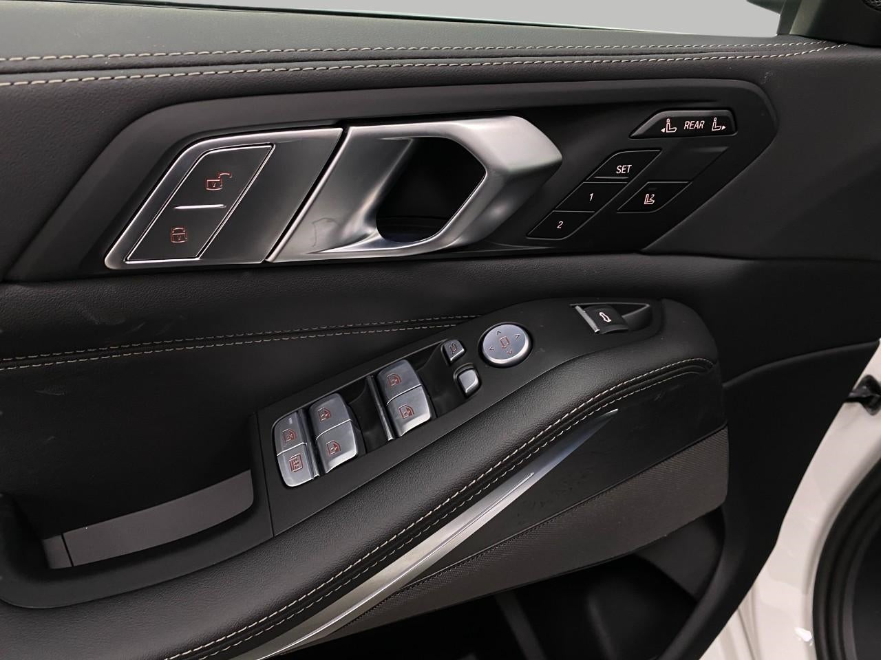 2026 BMW X7 xDrive40i Sports Activity Vehicle