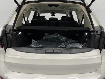 2026 BMW X7 xDrive40i Sports Activity Vehicle