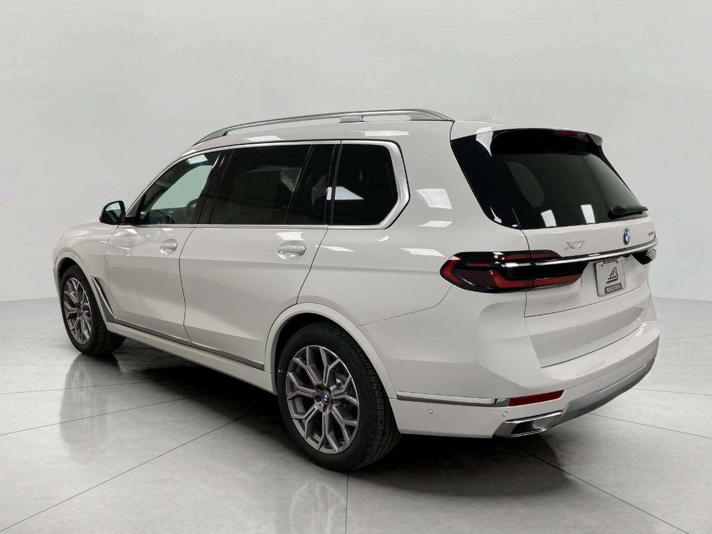 2026 BMW X7 xDrive40i Sports Activity Vehicle