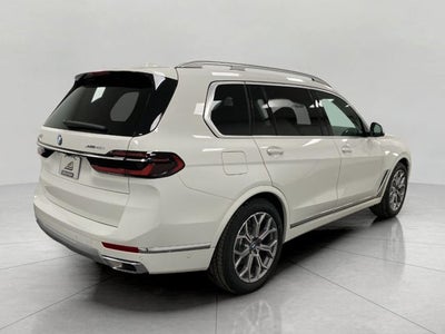 2026 BMW X7 xDrive40i Sports Activity Vehicle