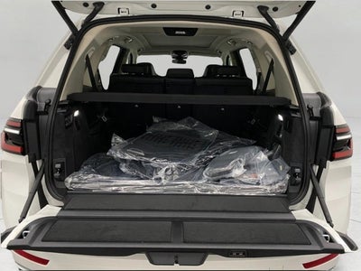 2026 BMW X7 xDrive40i Sports Activity Vehicle