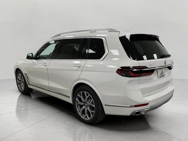 2026 BMW X7 xDrive40i Sports Activity Vehicle