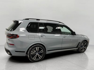 2026 BMW X7 xDrive40i Sports Activity Vehicle
