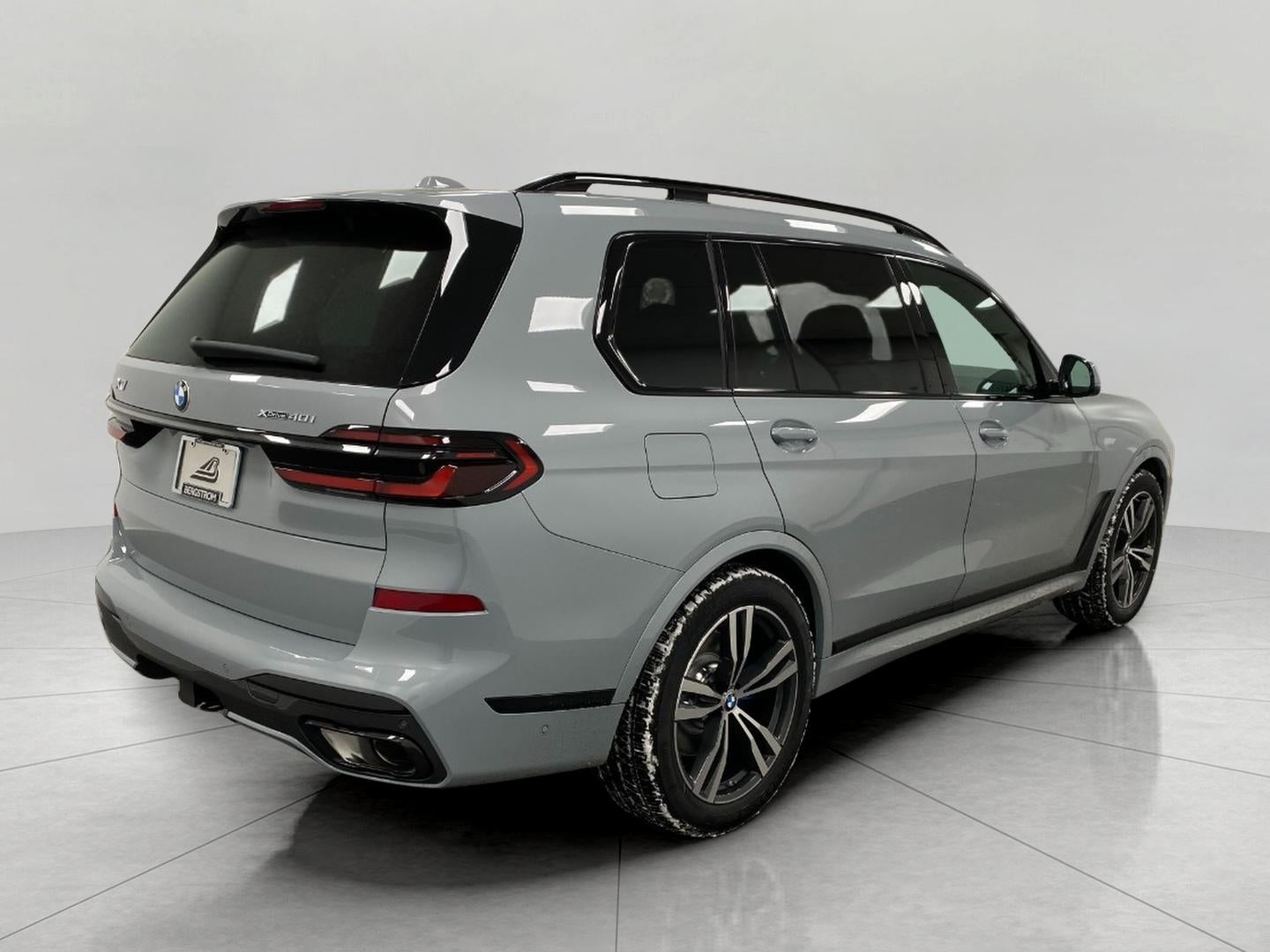 2026 BMW X7 xDrive40i Sports Activity Vehicle