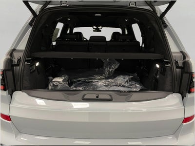 2026 BMW X7 xDrive40i Sports Activity Vehicle