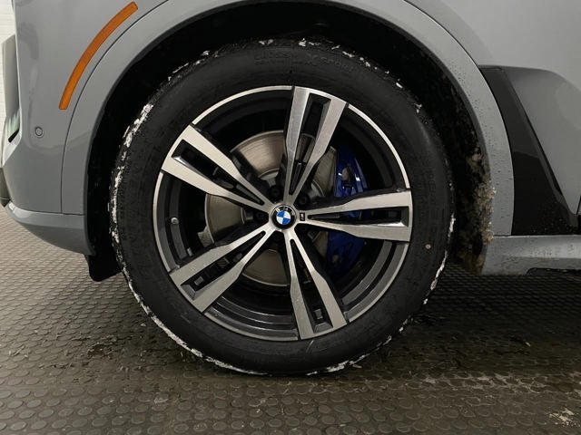 2026 BMW X7 xDrive40i Sports Activity Vehicle
