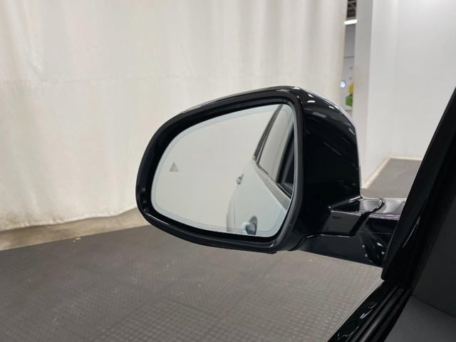 2026 BMW X7 xDrive40i Sports Activity Vehicle