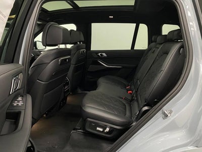 2026 BMW X7 xDrive40i Sports Activity Vehicle