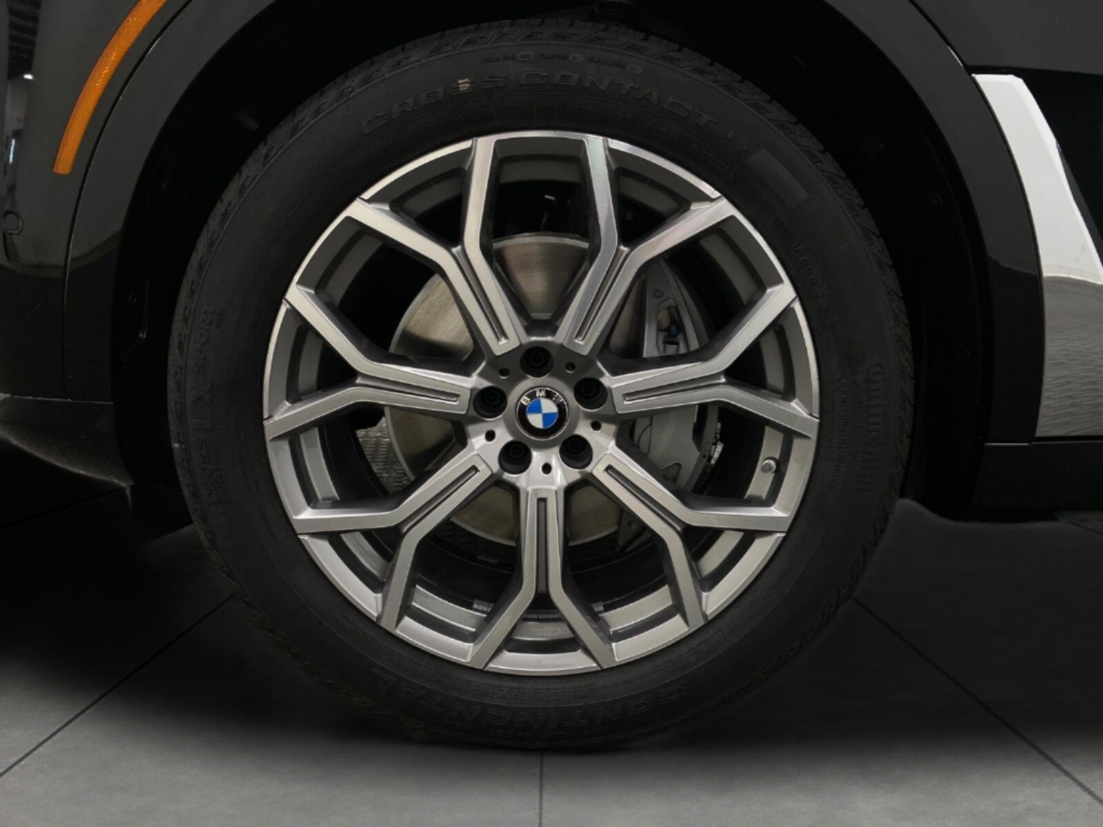 2027 BMW X7 xDrive40i Sports Activity Vehicle