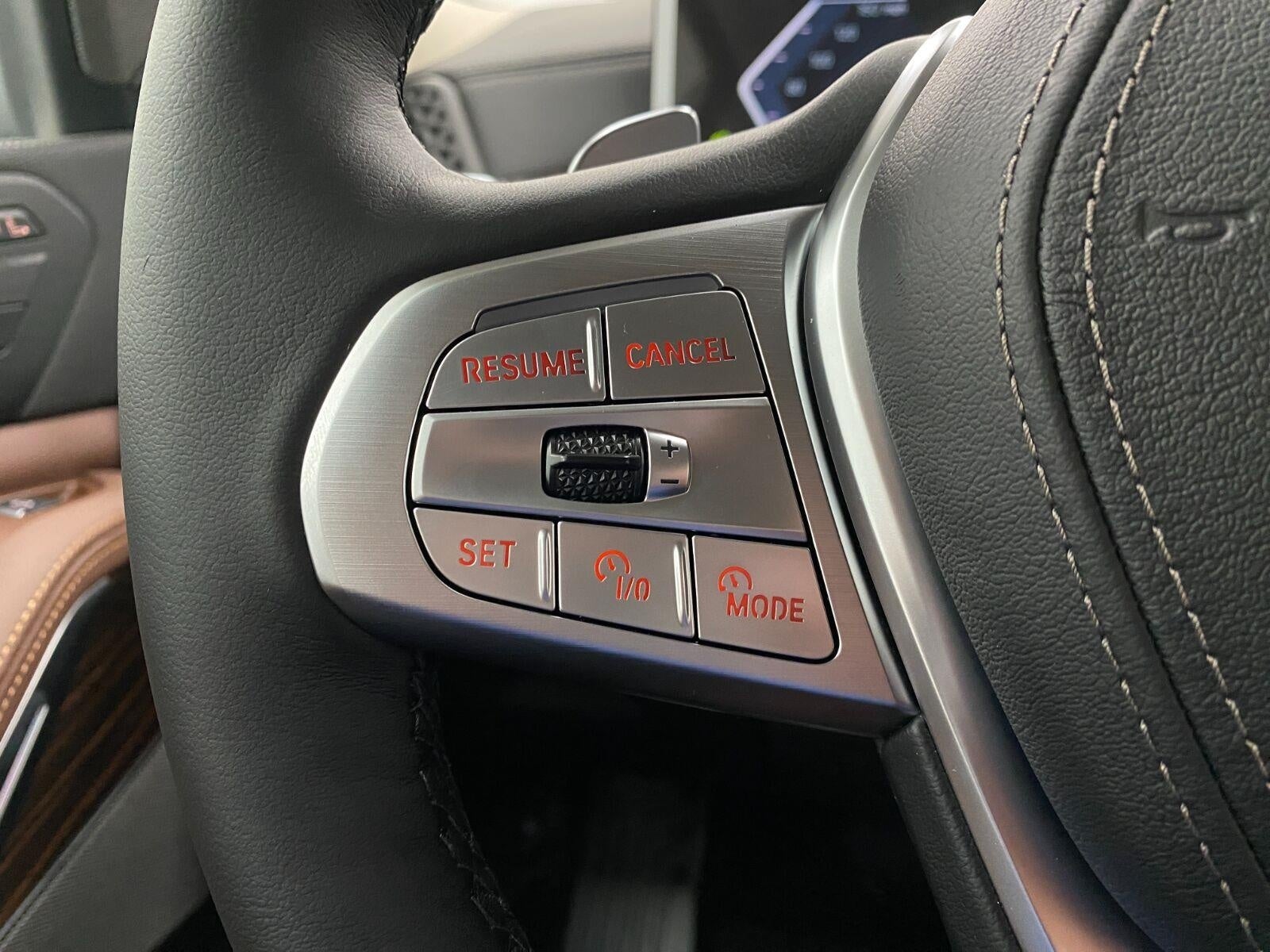 2027 BMW X7 xDrive40i Sports Activity Vehicle