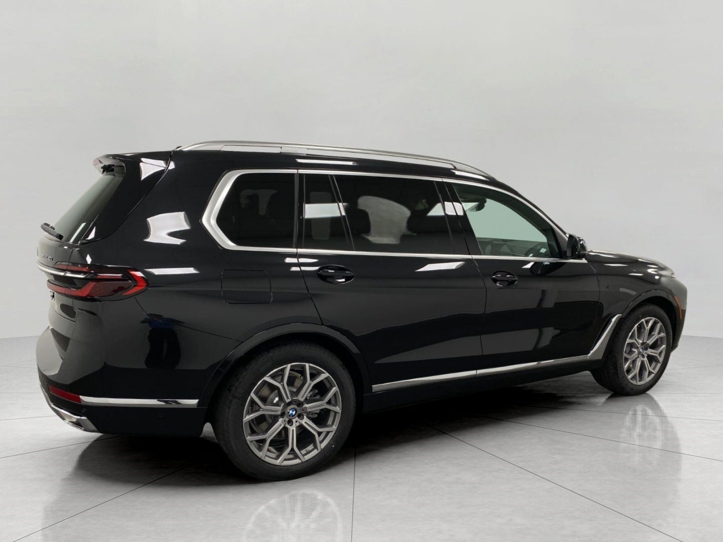2027 BMW X7 xDrive40i Sports Activity Vehicle
