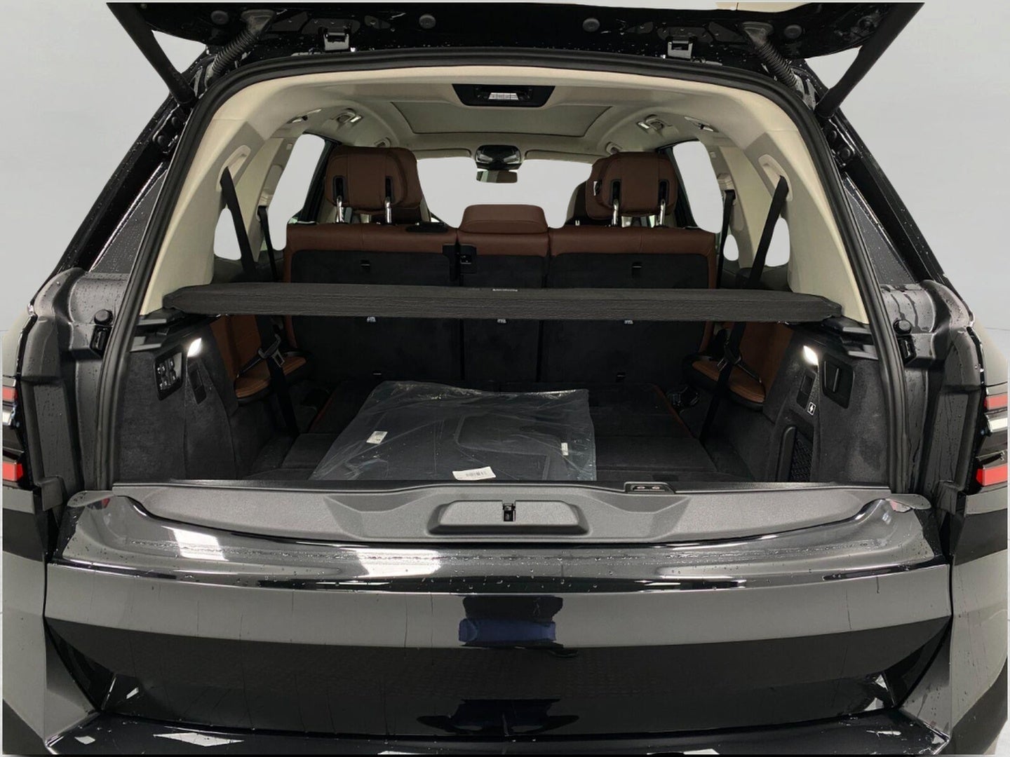 2027 BMW X7 xDrive40i Sports Activity Vehicle