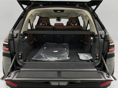 2027 BMW X7 xDrive40i Sports Activity Vehicle