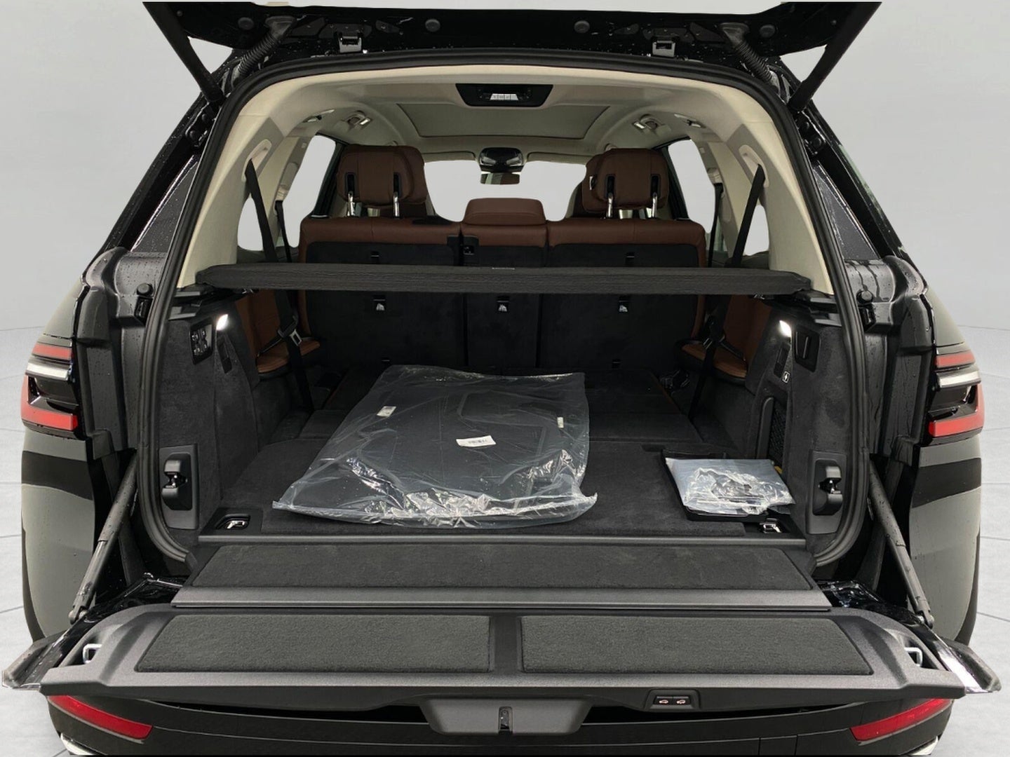 2027 BMW X7 xDrive40i Sports Activity Vehicle