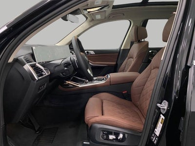 2027 BMW X7 xDrive40i Sports Activity Vehicle