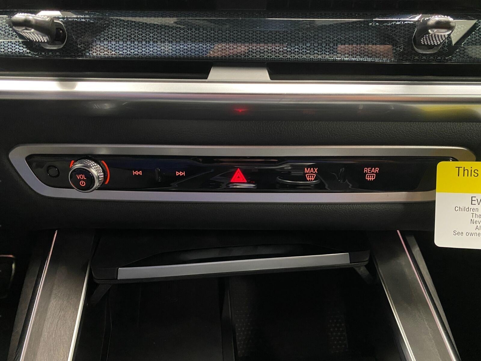 2027 BMW X7 xDrive40i Sports Activity Vehicle