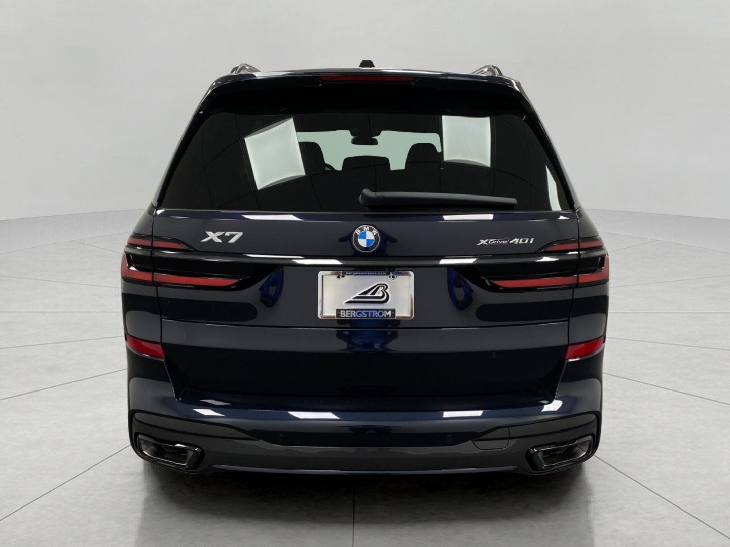 2027 BMW X7 xDrive40i Sports Activity Vehicle