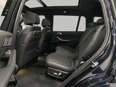 2027 BMW X7 xDrive40i Sports Activity Vehicle