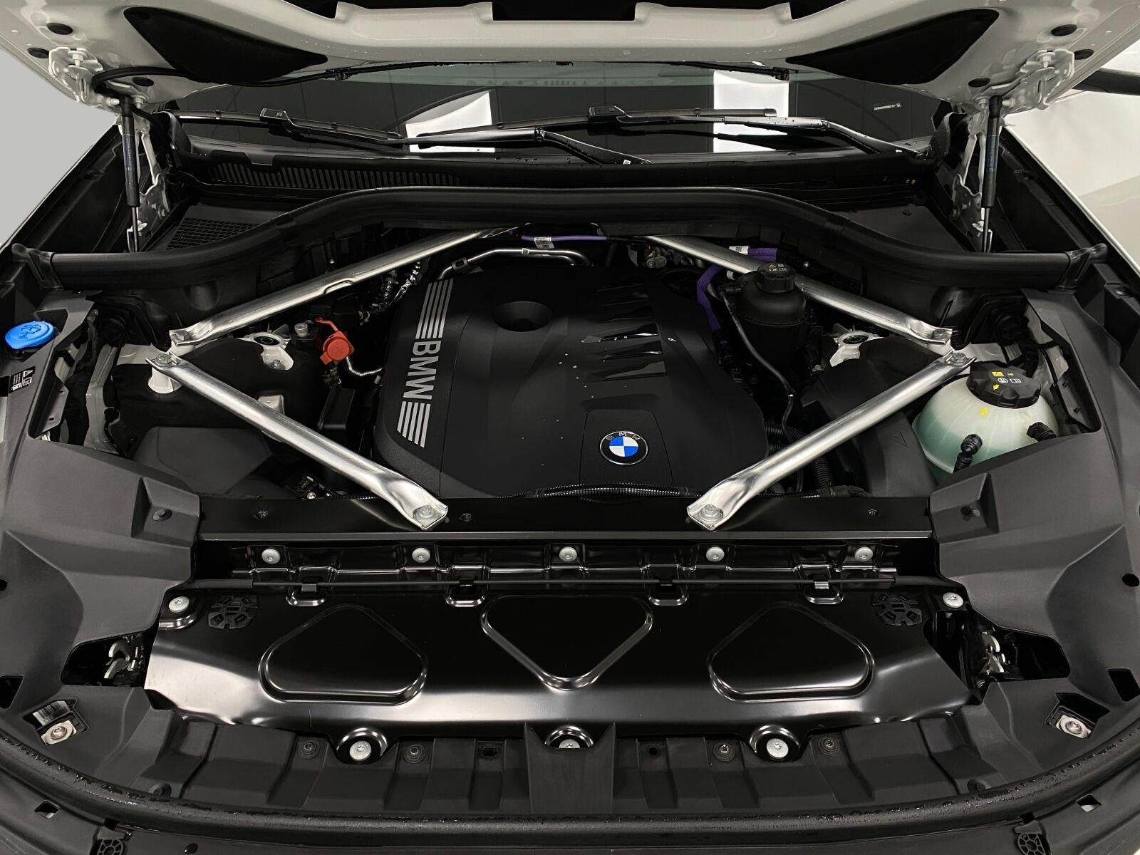 2027 BMW X7 xDrive40i Sports Activity Vehicle