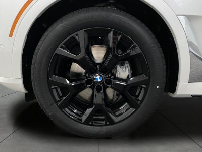 2027 BMW X7 xDrive40i Sports Activity Vehicle