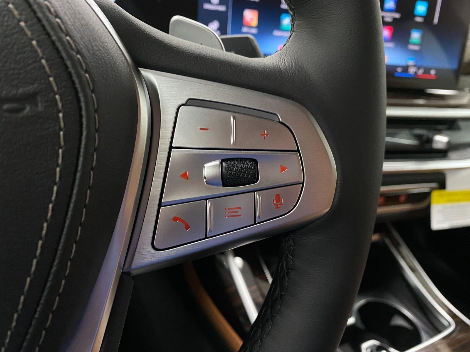 2027 BMW X7 xDrive40i Sports Activity Vehicle