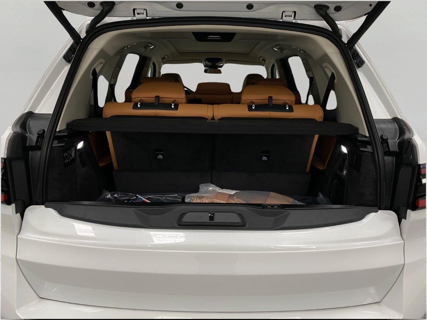 2027 BMW X7 xDrive40i Sports Activity Vehicle