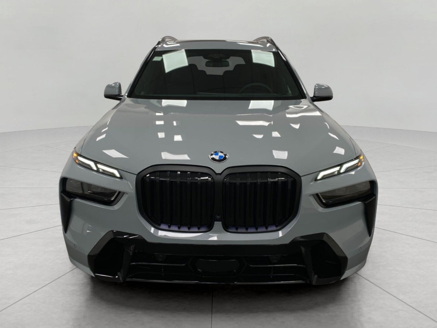 2027 BMW X7 xDrive40i Sports Activity Vehicle